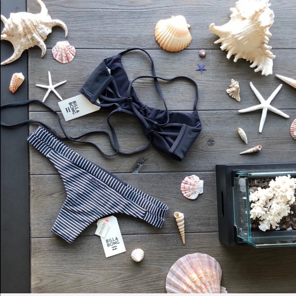 🌴🌼BILLABONG- BIKINI SET🌼🌴 - Picture 5 of 8